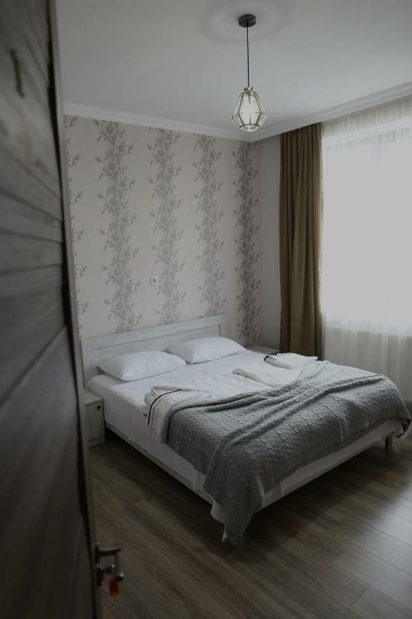 Ia's Guest House Kazbegi Extérieur photo